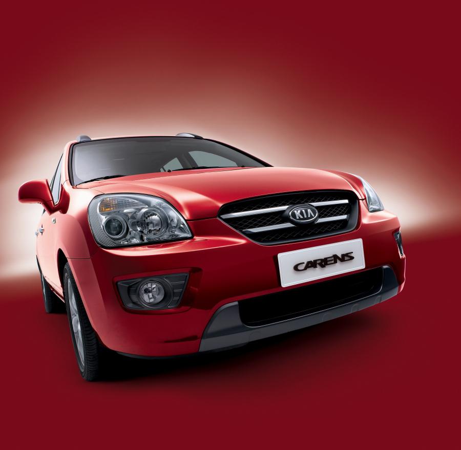  Kia Carens 2007 года  (фото 38 из 46)